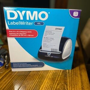 Label printer for shipping labels
